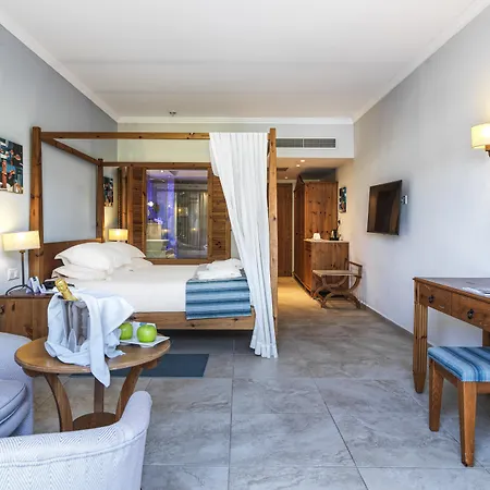 Olympic Lagoon אתר נופש 5*