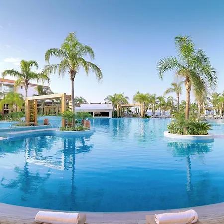 Olympic Lagoon אתר נופש 5*