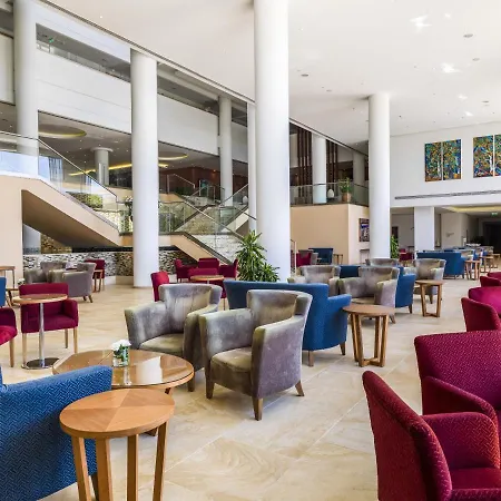 منتجع أولمبيك لاغون ريزورت