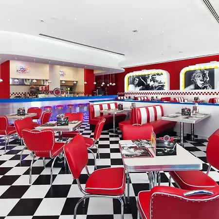 منتجع أولمبيك لاغون ريزورت بافوس