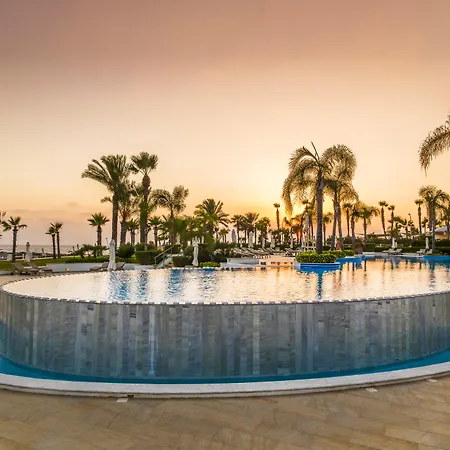 أولمبيك لاغون ريزورت منتجع