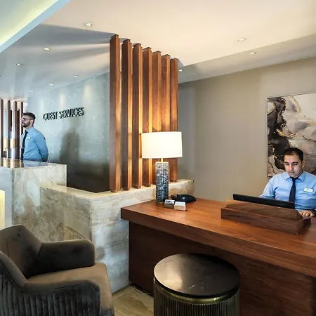 منتجع أولمبيك لاغون ريزورت 5*