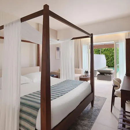 帕福斯奥运礁湖度假村 5* Paphos