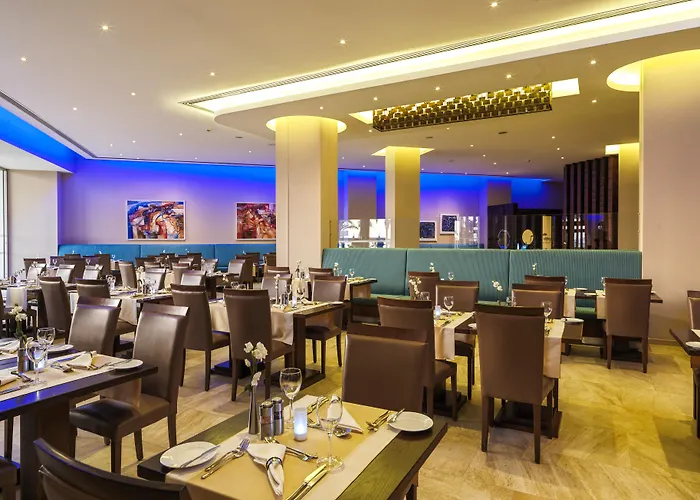 Resort Olympic Lagoon Pafos