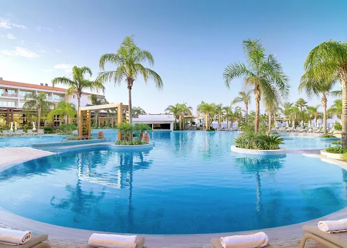 Olympic Lagoon Resort 5*