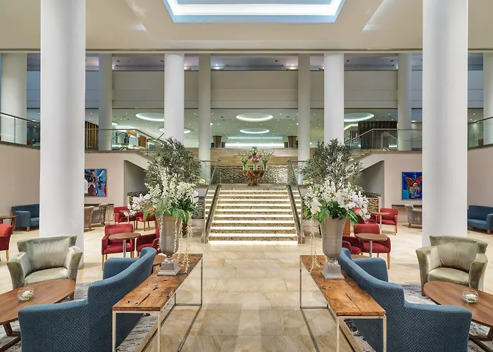 Resort Olympic Lagoon Pafos